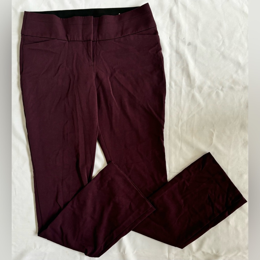 Maurice’s Women’s Mid Rise Bootcut Trouser in Burgundy Sz 7/8 Long